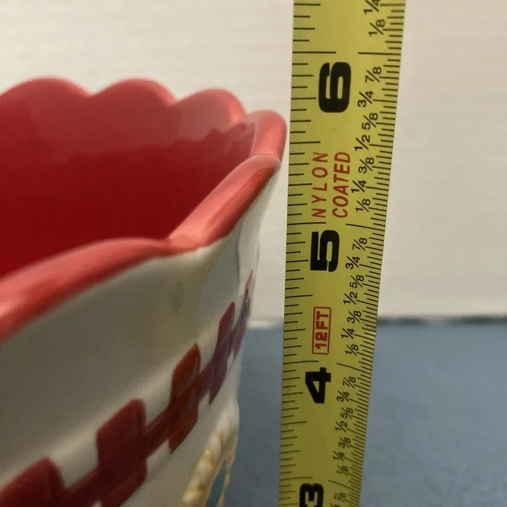 HTF Temp-tations by Tara Gingham Garden Red 2.0 QT Pedestal Mixing Bowl